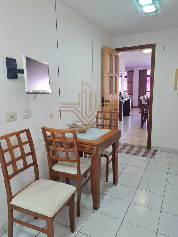 Apartamento à venda com 3 quartos, 180m² - Foto 2