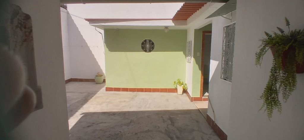 Casa à venda com 4 quartos, 85m² - Foto 14