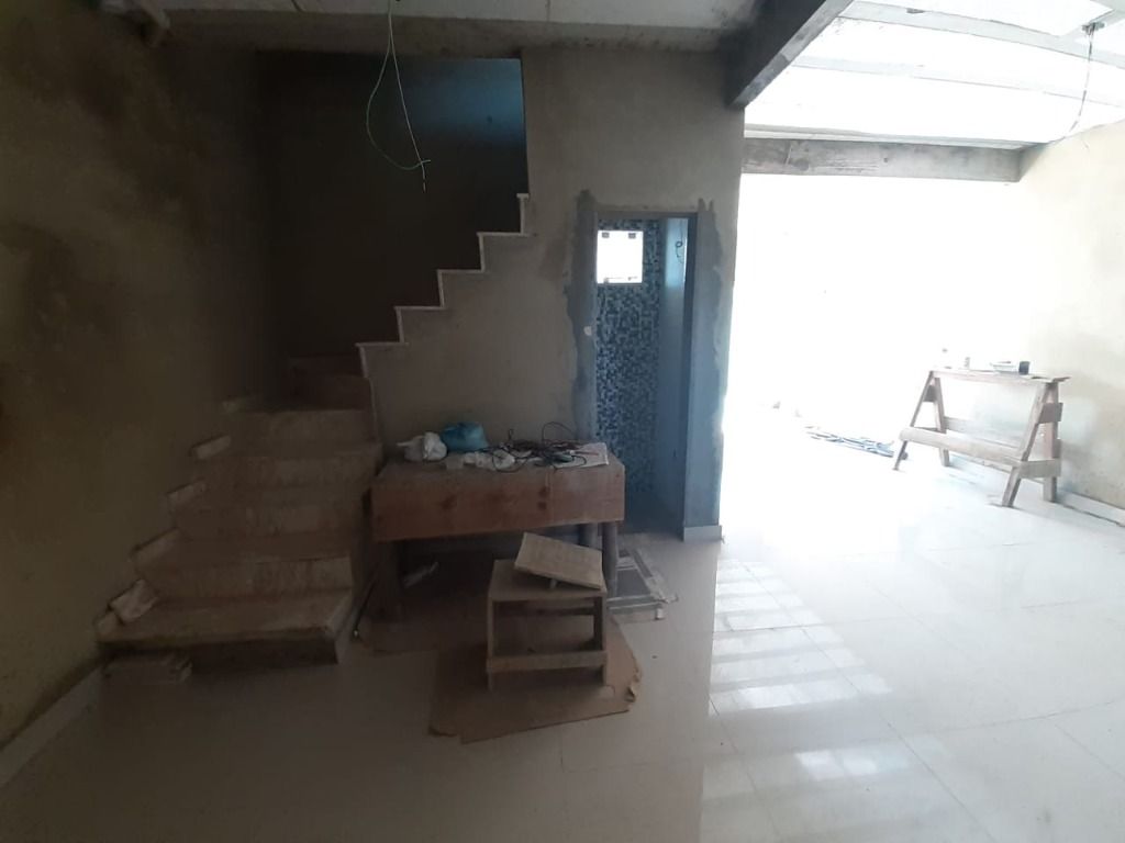 Casa à venda com 3 quartos, 150m² - Foto 7