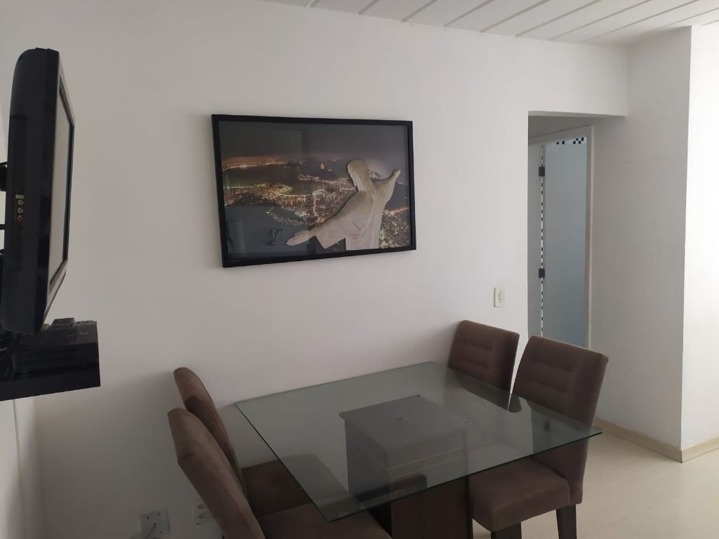 Apartamento à venda com 2 quartos, 54m² - Foto 2