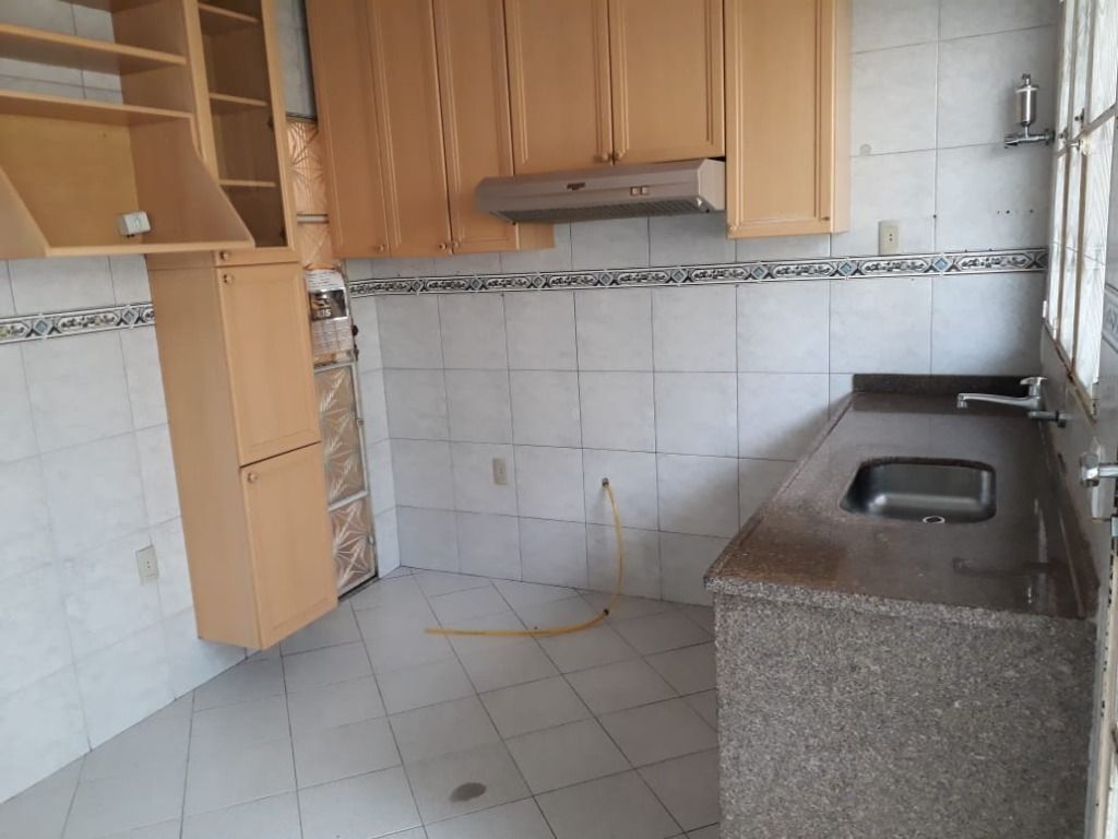 Casa à venda com 4 quartos, 247m² - Foto 16