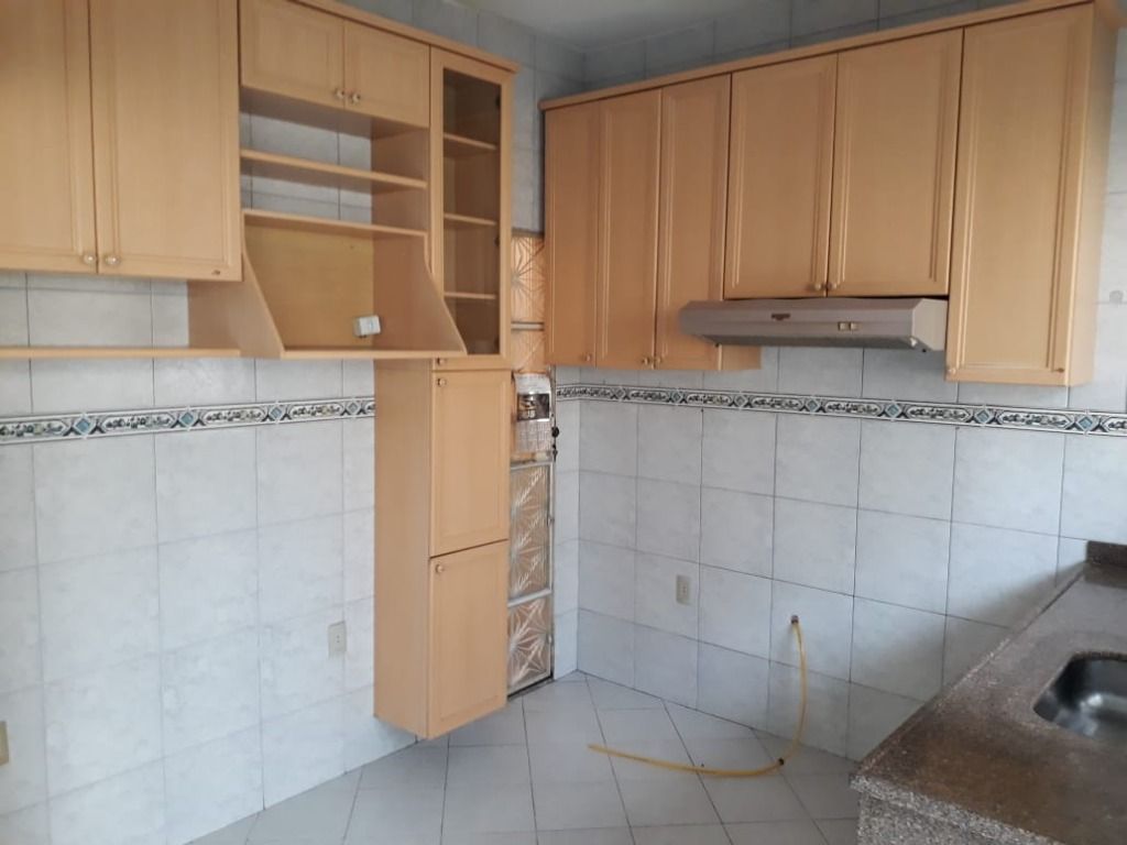 Casa à venda com 4 quartos, 247m² - Foto 17