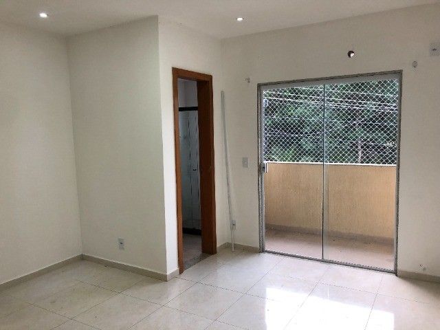 Casa à venda com 2 quartos, 95m² - Foto 11