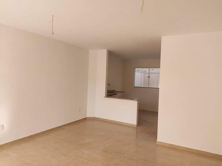 Casa à venda com 2 quartos, 88m² - Foto 4