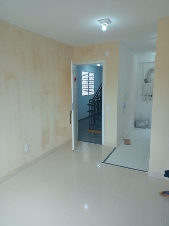 Apartamento para alugar com 2 quartos, 40m² - Foto 7