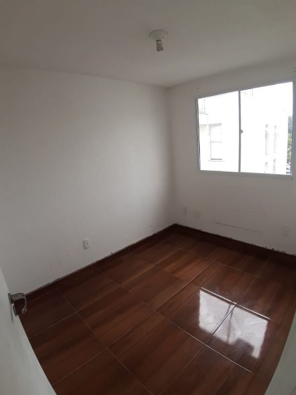 Apartamento para alugar com 2 quartos, 42m² - Foto 4