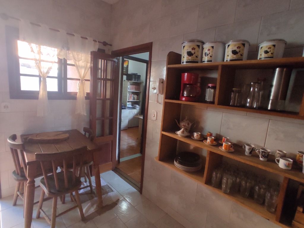 Casa à venda com 3 quartos, 135m² - Foto 30