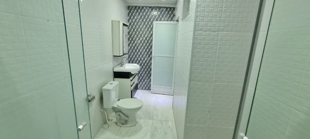 Casa à venda e aluguel com 3 quartos, 140m² - Foto 11