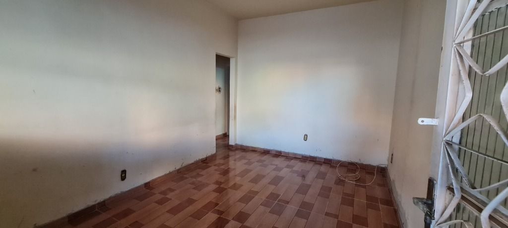 Casa à venda e aluguel com 3 quartos, 140m² - Foto 5