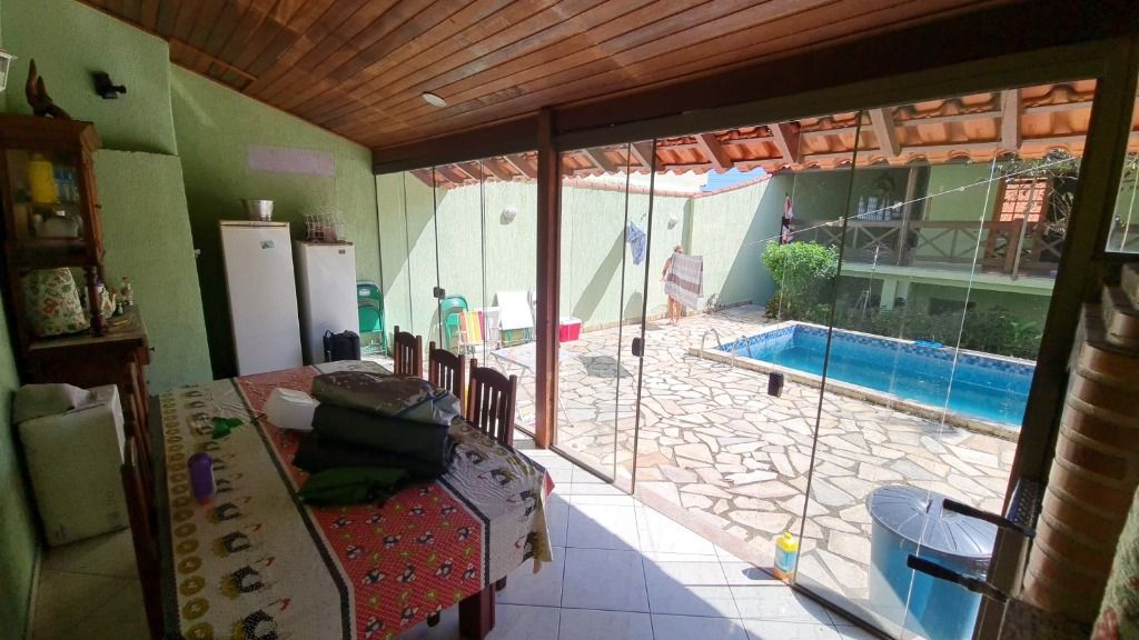 Casa à venda e aluguel com 3 quartos, 379m² - Foto 23