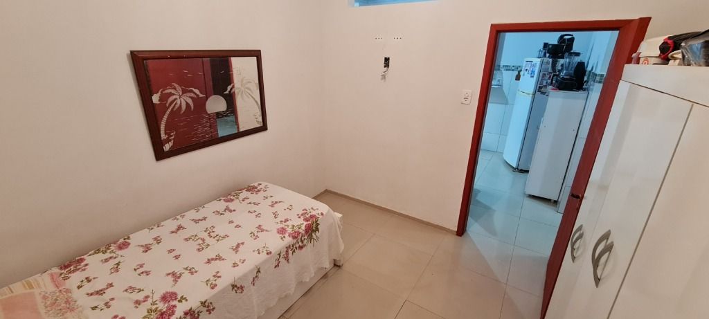 Casa à venda com 3 quartos, 80m² - Foto 14