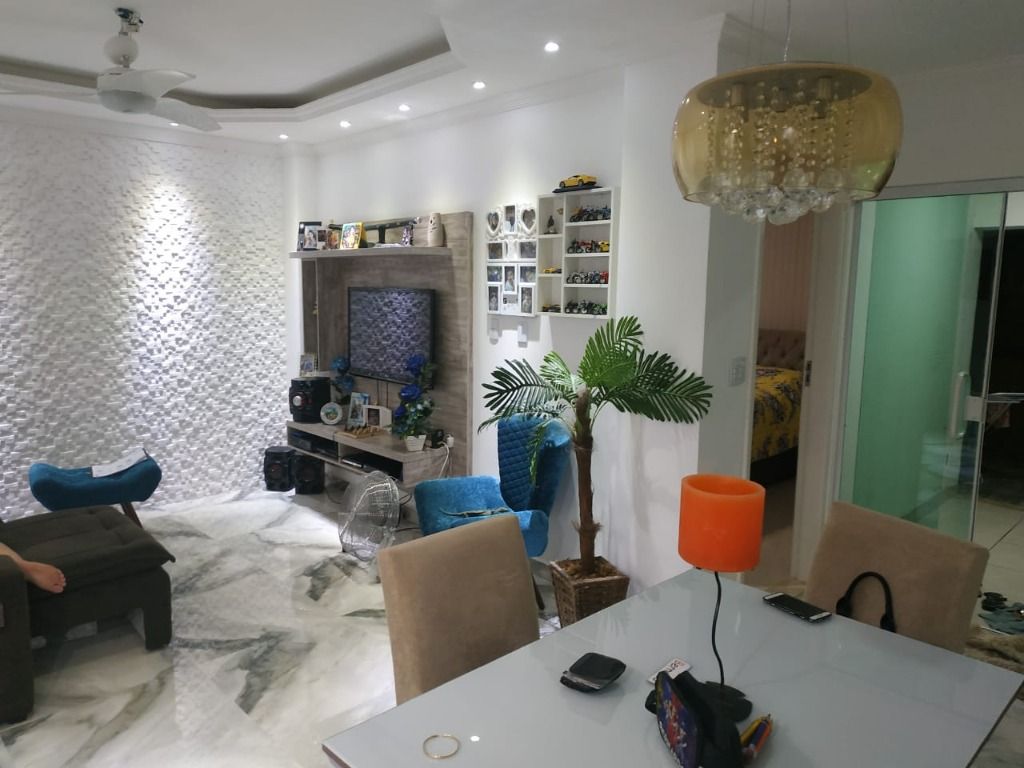 Casa à venda com 2 quartos, 110m² - Foto 6