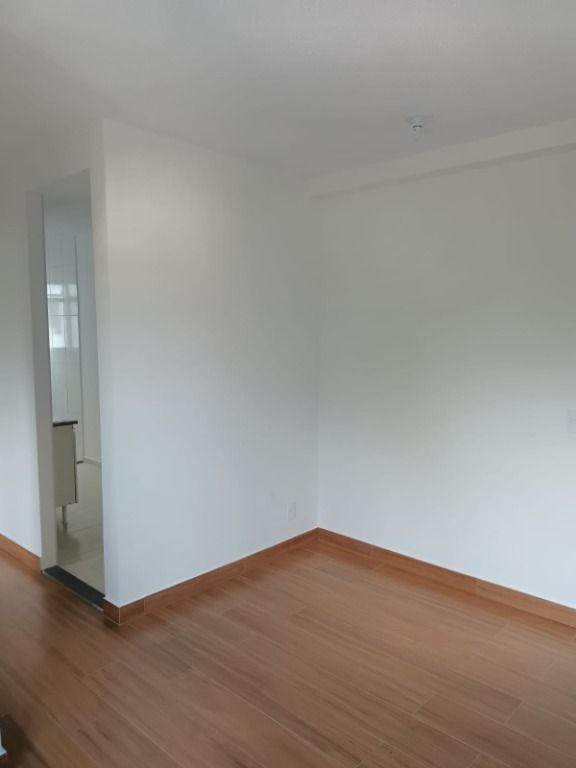 Apartamento para alugar com 2 quartos, 42m² - Foto 7