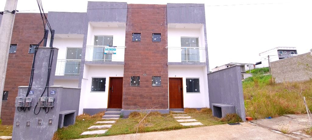 Casa de Condomínio à venda com 2 quartos, 80m² - Foto 1