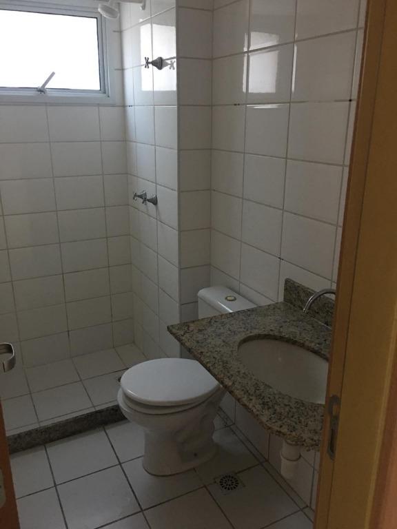 Apartamento à venda com 2 quartos, 69m² - Foto 5