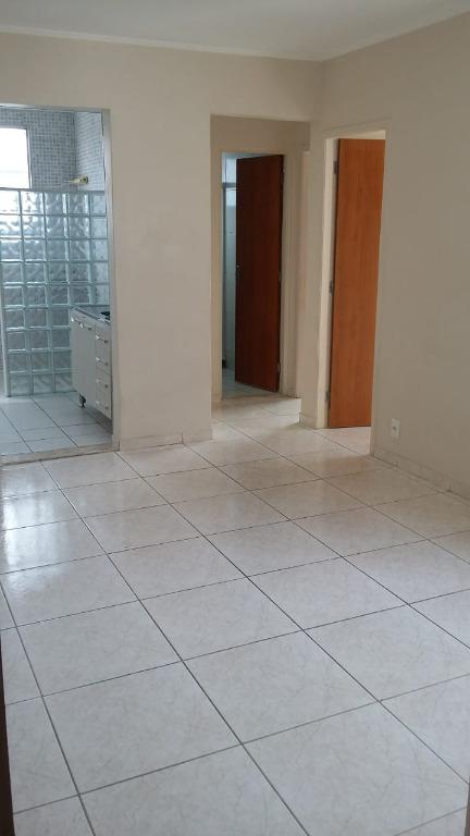 Apartamento para alugar com 2 quartos, 56m² - Foto 2