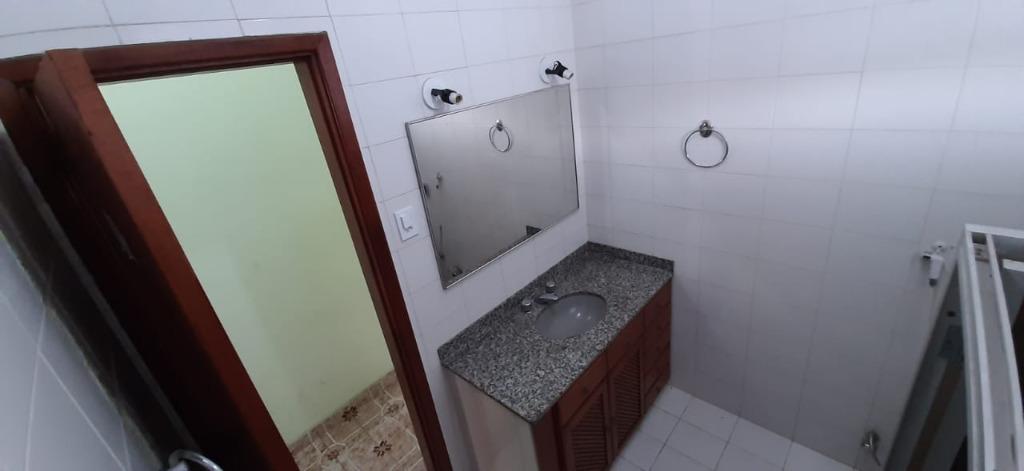 Casa para alugar com 2 quartos, 100m² - Foto 14