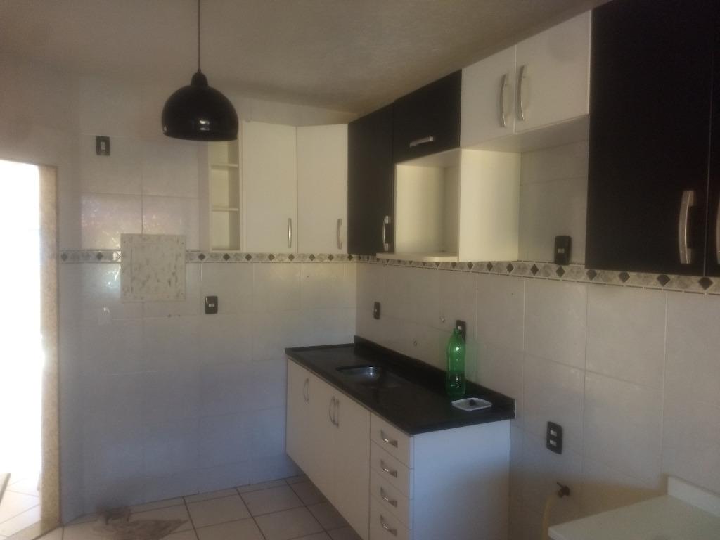 Casa para alugar com 2 quartos, 100m² - Foto 12