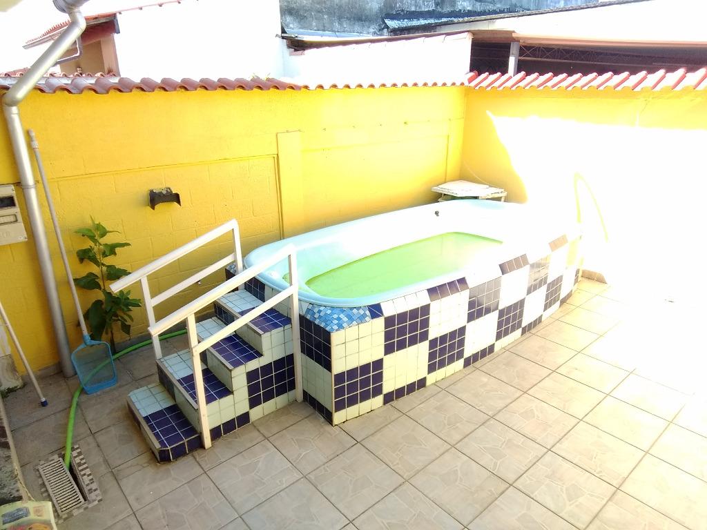 Casa para alugar com 2 quartos, 100m² - Foto 17