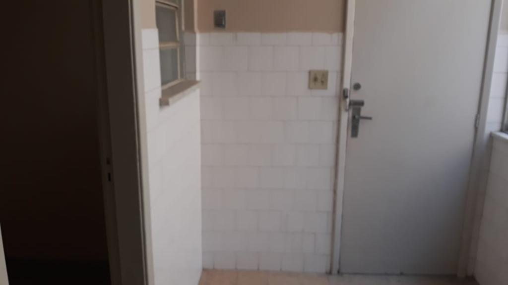 Apartamento à venda e aluguel com 3 quartos, 80m² - Foto 13