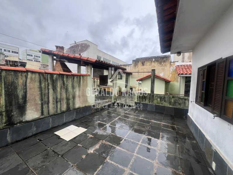 Casa Comercial para alugar com 7 quartos, 250 - Foto 12