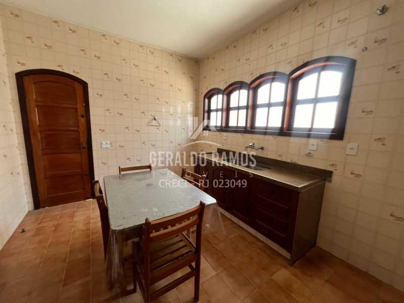 Casa para alugar com 5 quartos, 600 - Foto 3