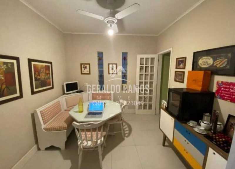 Casa de Condomínio à venda com 4 quartos, 400m² - Foto 12