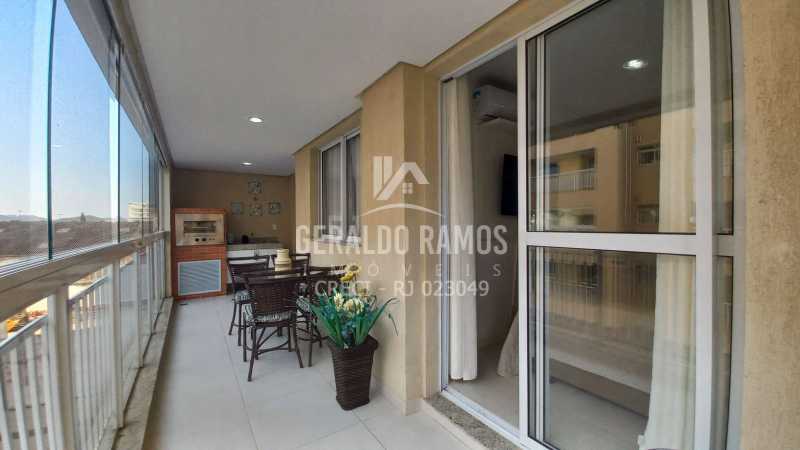 Apartamento à venda com 2 quartos, 99m² - Foto 1