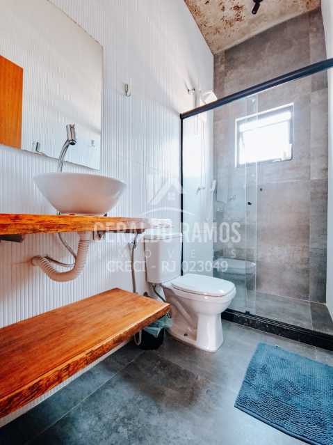 Casa à venda com 3 quartos, 216m² - Foto 8