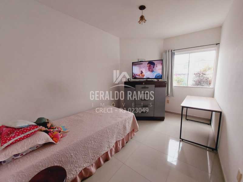 Apartamento à venda com 2 quartos, 70m² - Foto 4