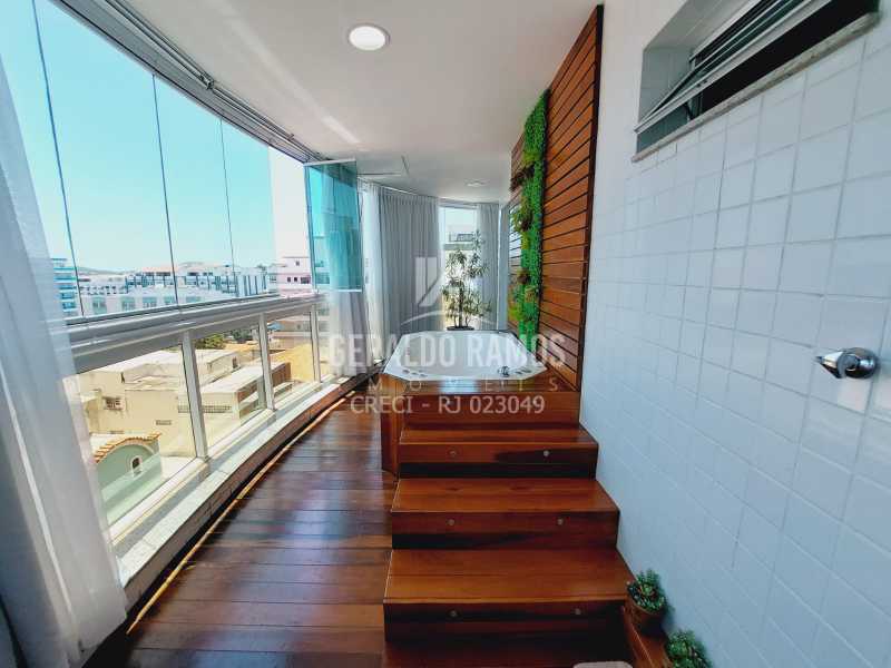 Apartamento à venda com 3 quartos, 227m² - Foto 6