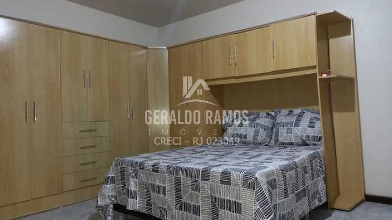 Casa à venda com 2 quartos, 112m² - Foto 2