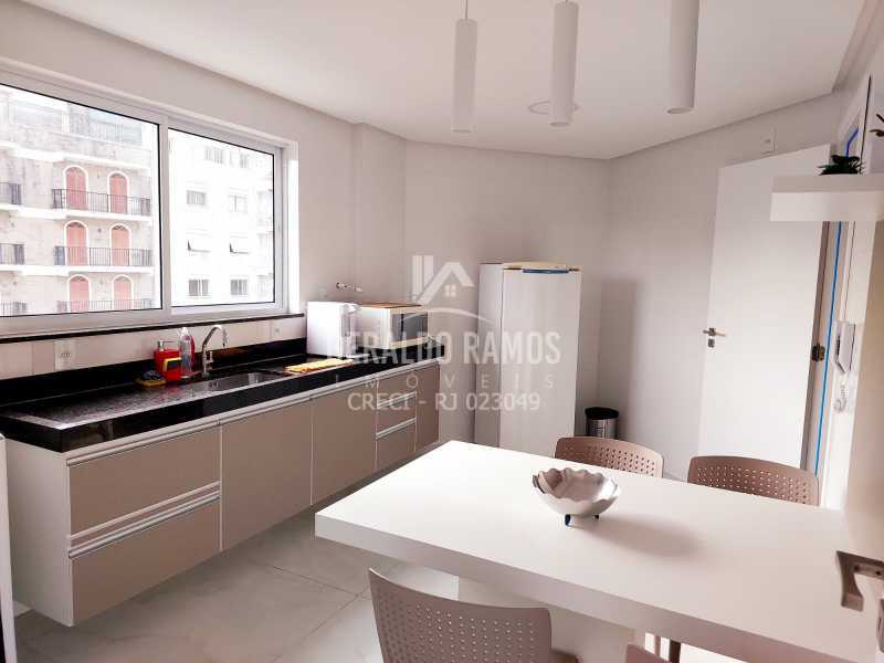 Apartamento à venda com 3 quartos, 130m² - Foto 5