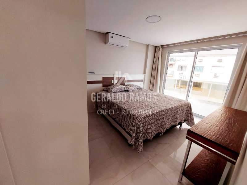 Apartamento à venda com 3 quartos, 130m² - Foto 13