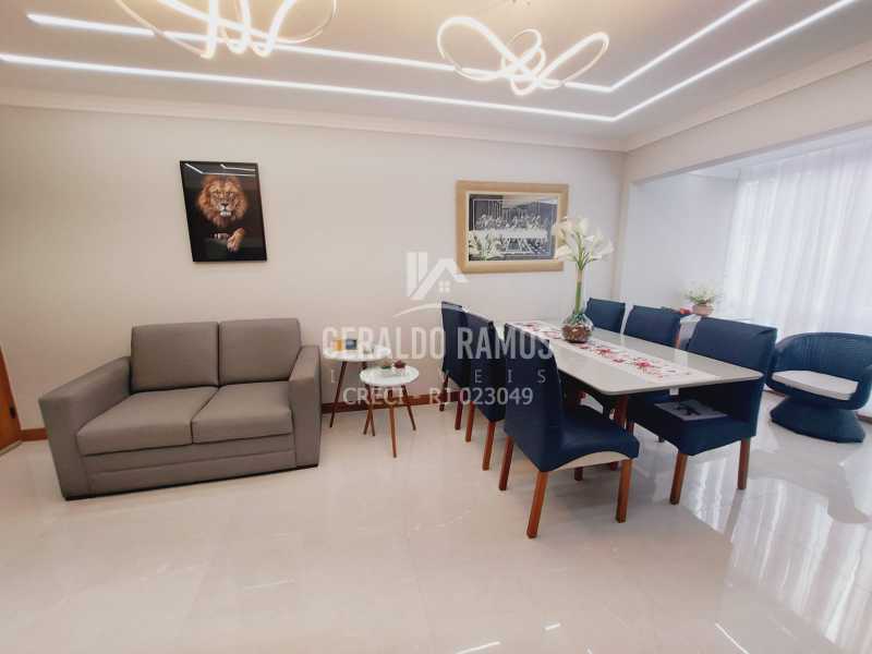 Apartamento à venda com 2 quartos, 65m² - Foto 2