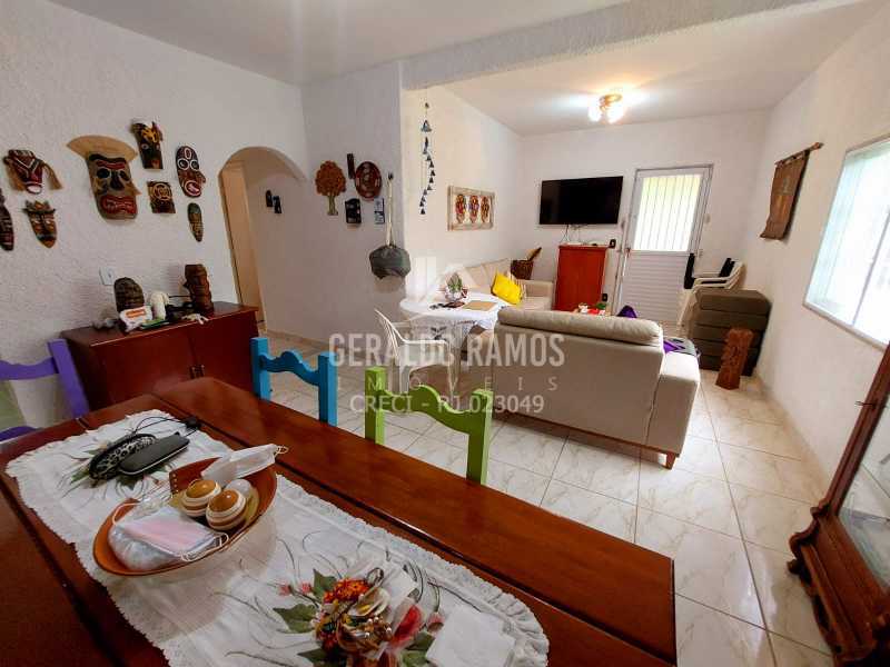 Casa à venda com 2 quartos, 110m² - Foto 2