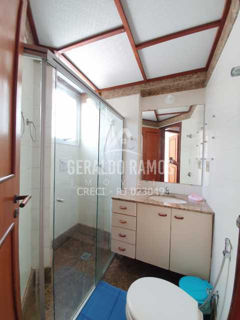 Apartamento à venda com 3 quartos, 154m² - Foto 9