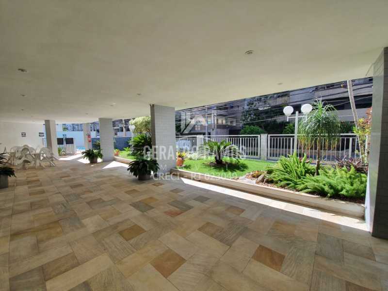 Apartamento à venda com 3 quartos, 154m² - Foto 15