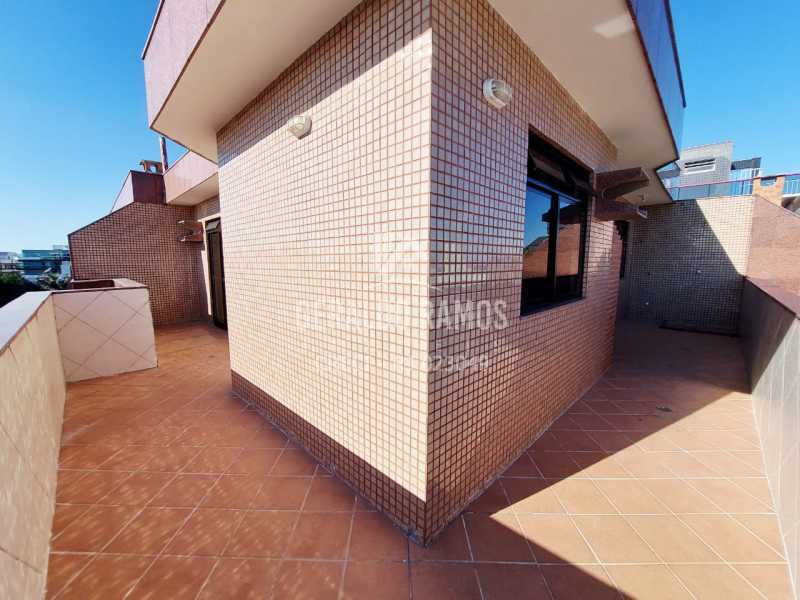 Cobertura para alugar com 6 quartos, 160m² - Foto 20