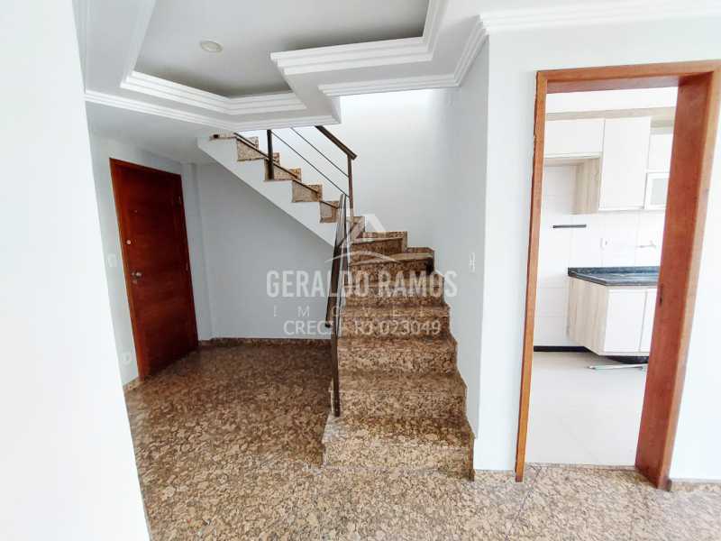 Cobertura para alugar com 6 quartos, 160m² - Foto 2