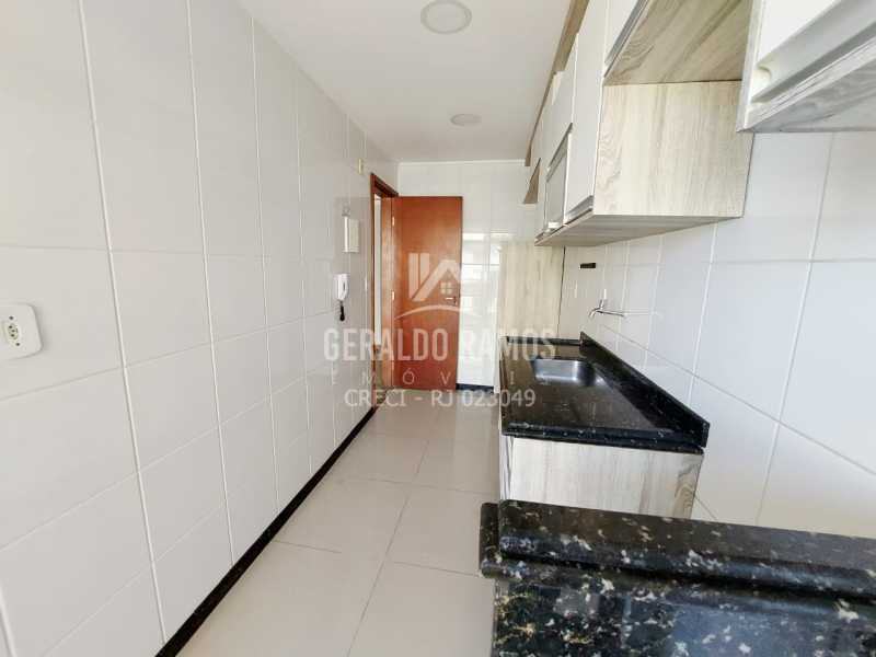Cobertura para alugar com 6 quartos, 160m² - Foto 4