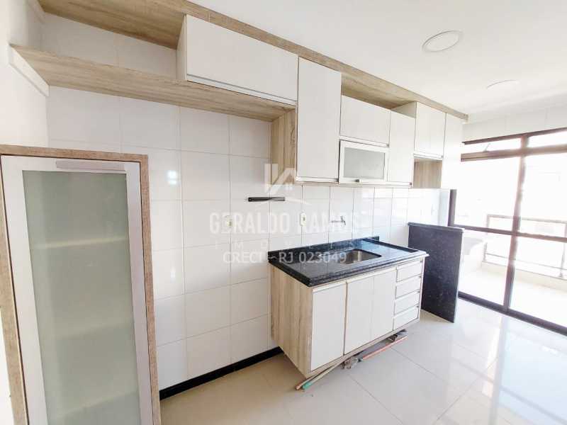 Cobertura para alugar com 6 quartos, 160m² - Foto 3