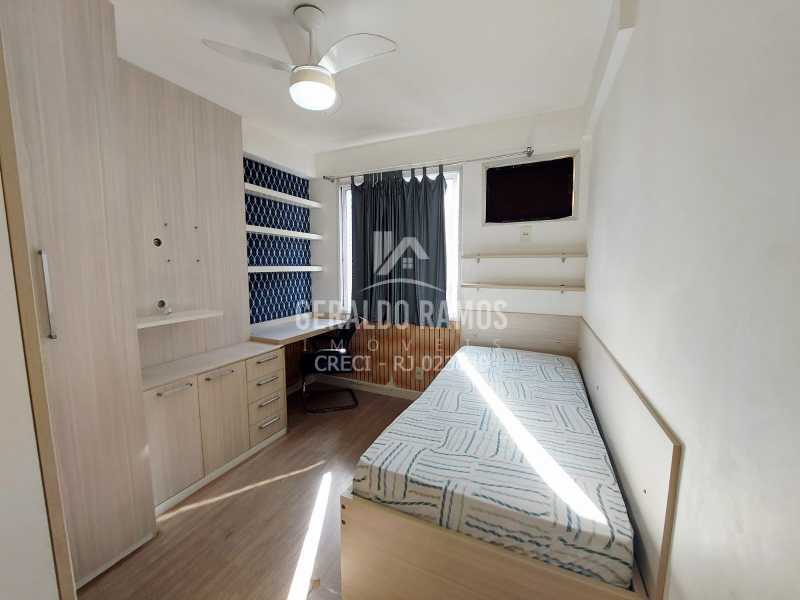 Apartamento para alugar com 2 quartos, 70m² - Foto 10