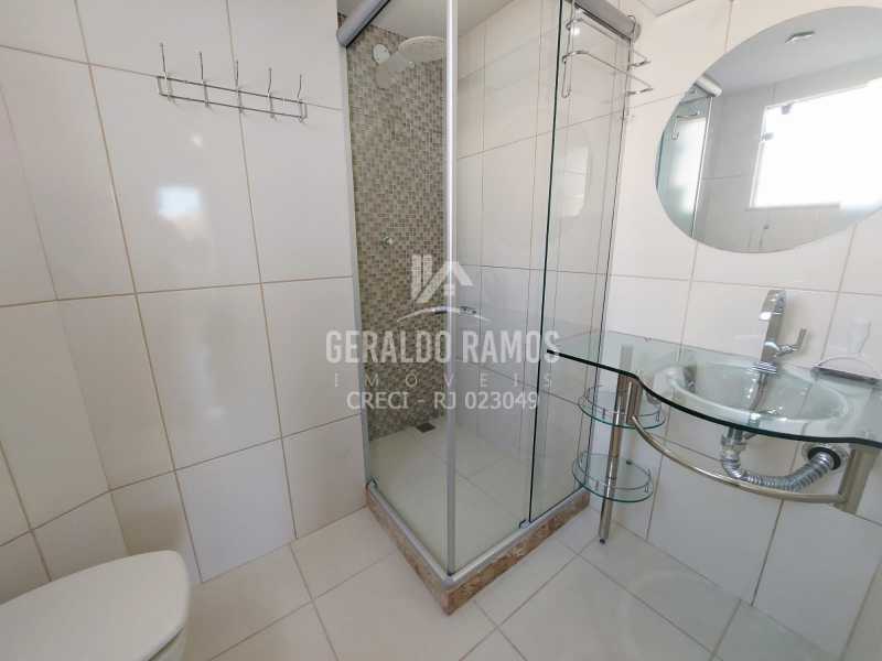 Apartamento à venda com 2 quartos, 75m² - Foto 10