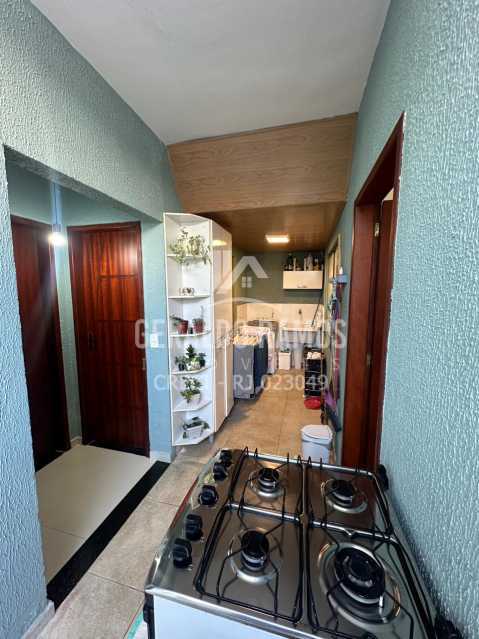 Casa à venda com 4 quartos, 150m² - Foto 5