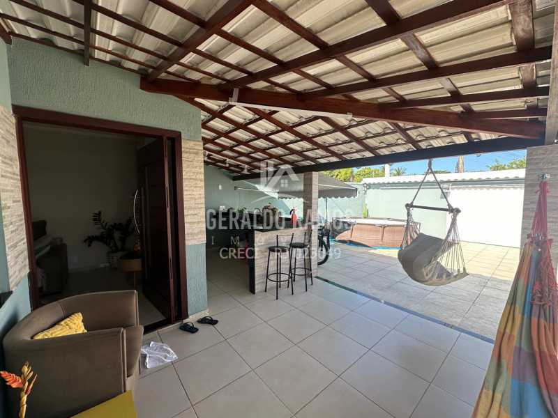 Casa à venda com 4 quartos, 150m² - Foto 14