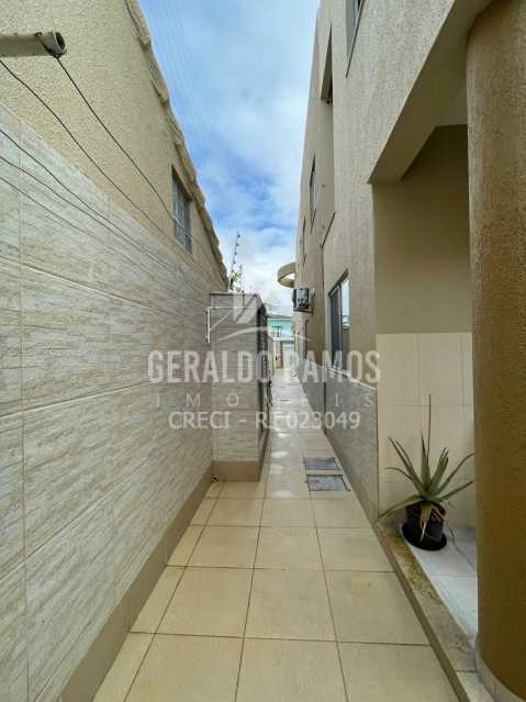 Casa à venda com 3 quartos, 250m² - Foto 15