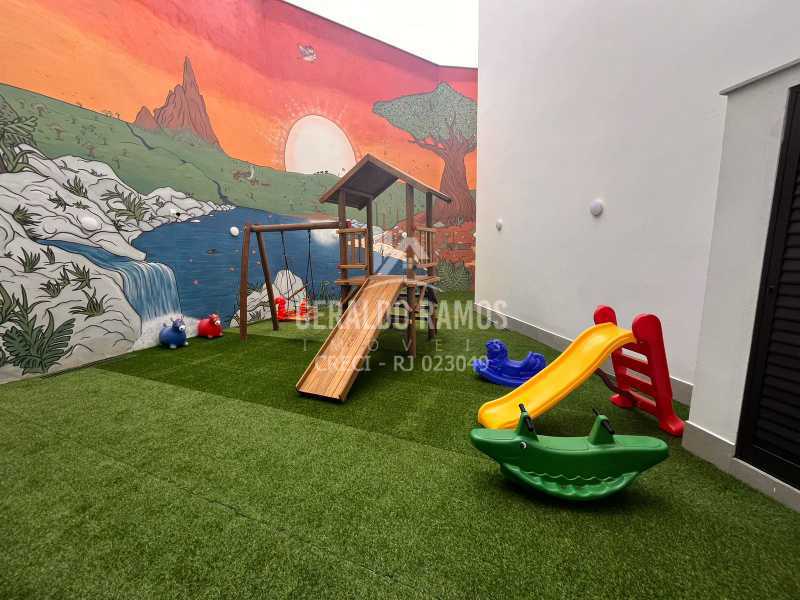 Cobertura à venda com 3 quartos, 255m² - Foto 9