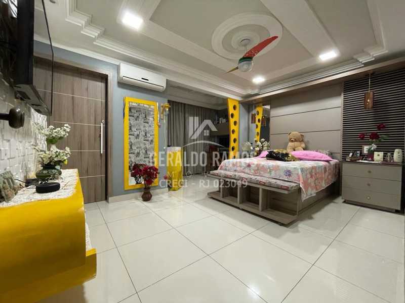 Casa à venda com 5 quartos, 299m² - Foto 12