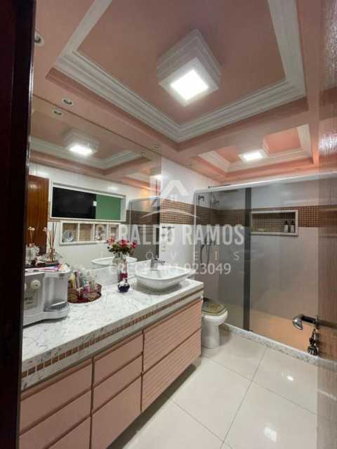 Casa à venda com 5 quartos, 299m² - Foto 18